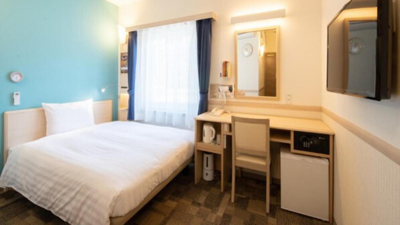 Toyoko Inn Nagareyama-Otakanomori Ekimae Esterno foto