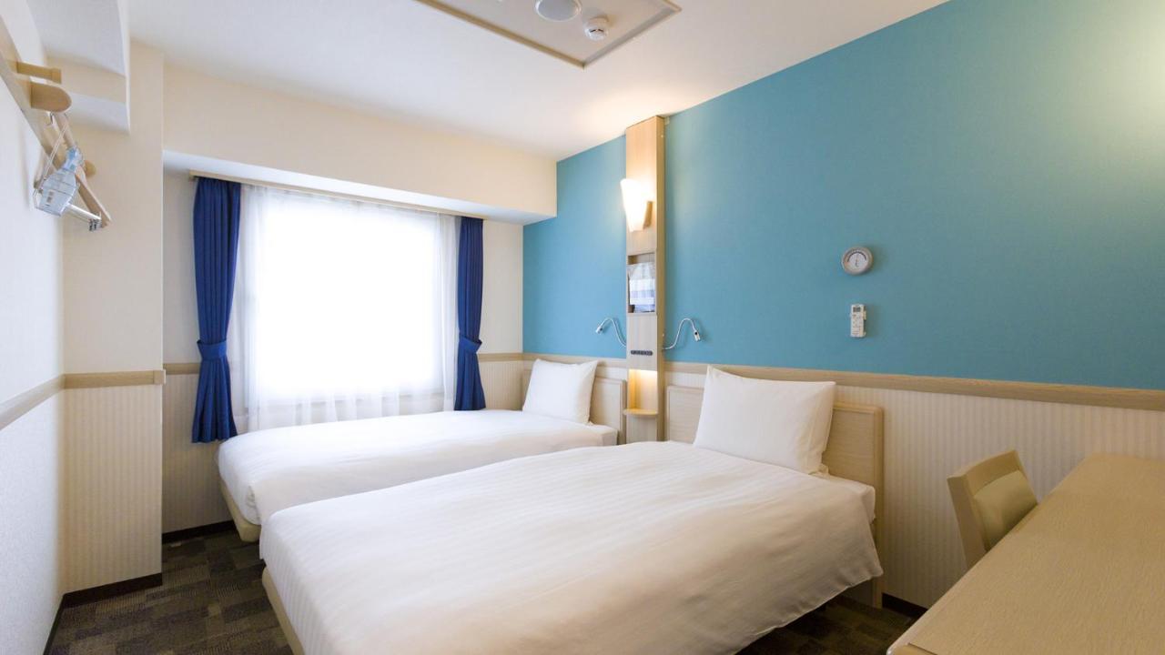Toyoko Inn Nagareyama-Otakanomori Ekimae Esterno foto