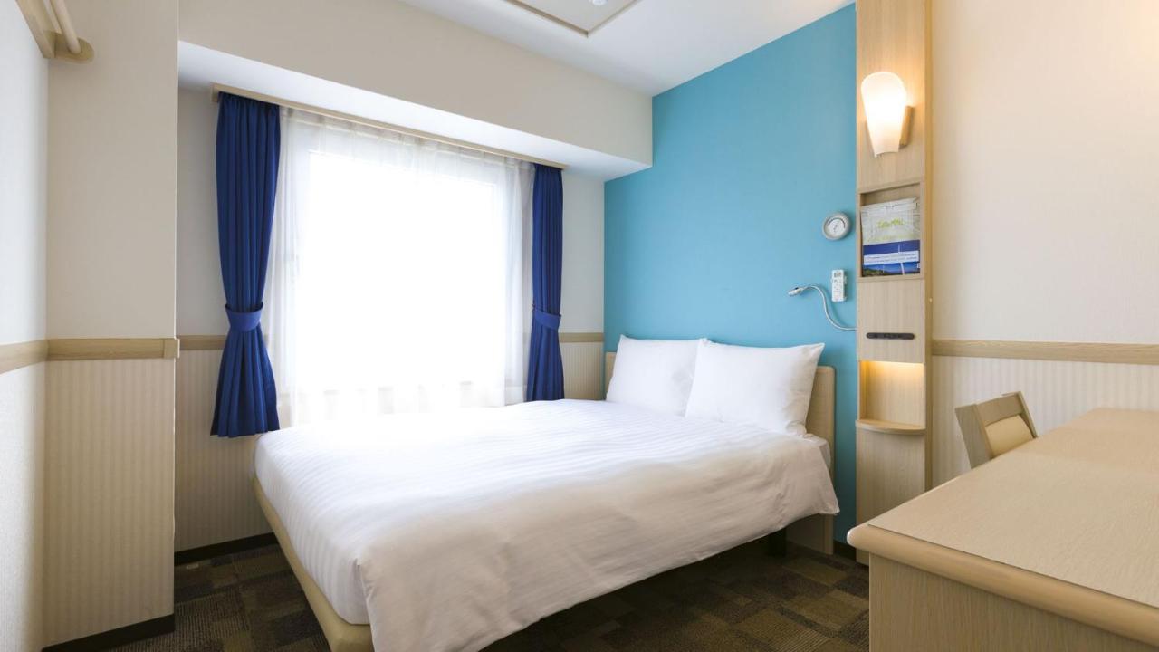 Toyoko Inn Nagareyama-Otakanomori Ekimae Esterno foto